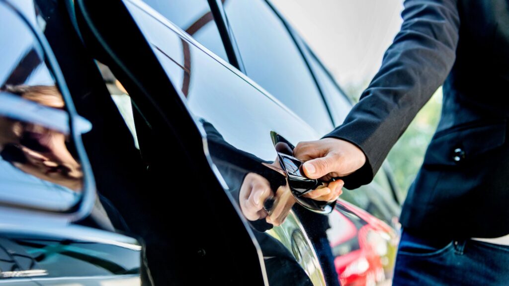 Premium-Chauffeur-Services-in-Singapore_